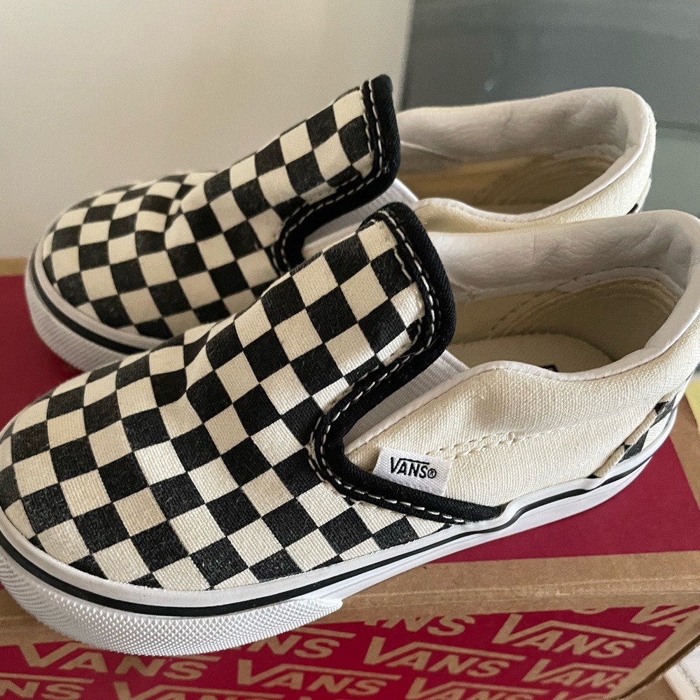 Toddler vans size 7